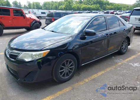 2012 Toyota Camry Le z USA, uszkodzony, nr VIN 4T1BF1FK4CU004051